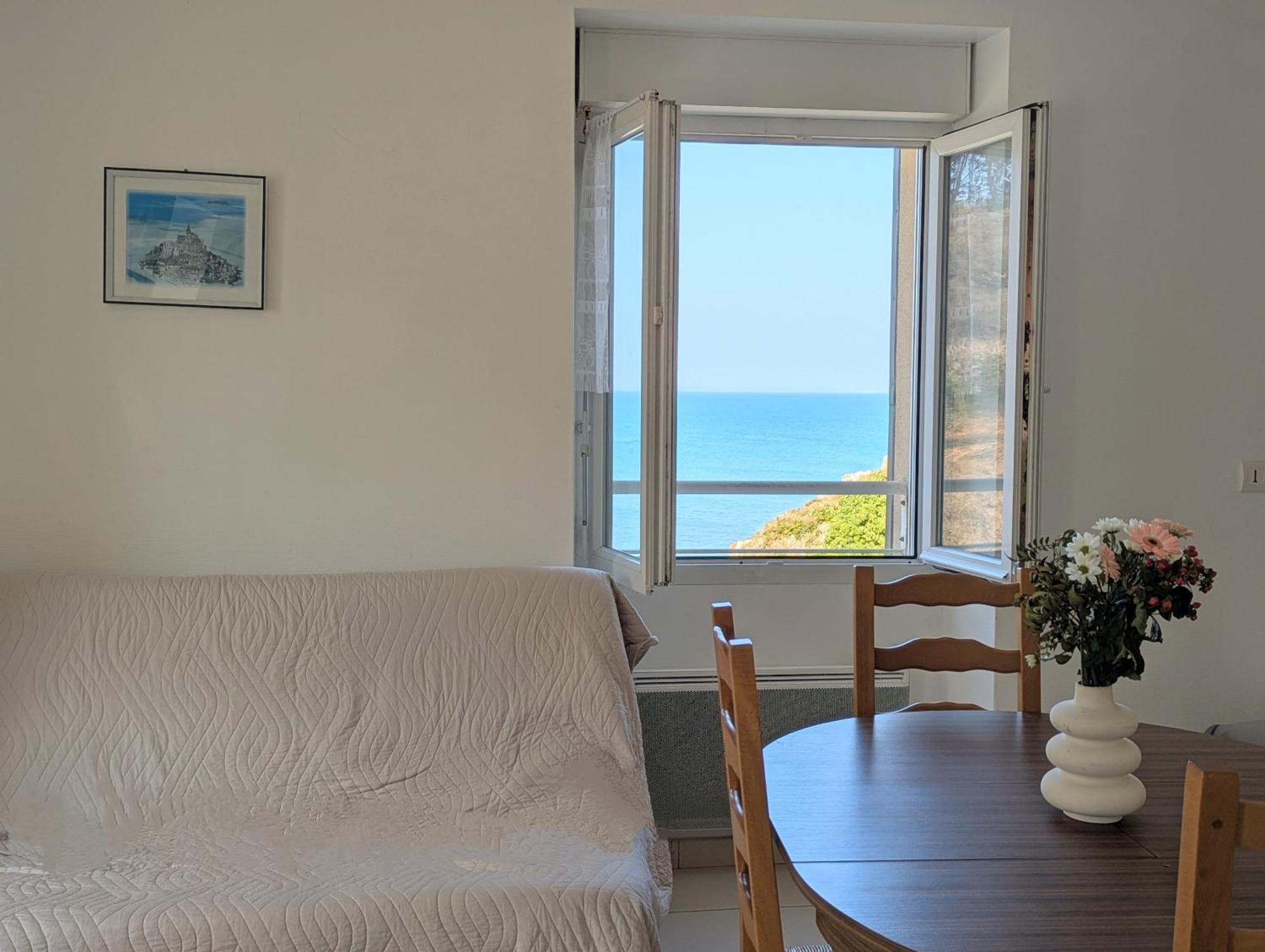 Planguenoual Appart Vue Mer-Au Pied Du Chemin De Randonnee " Bassan" מראה חיצוני תמונה